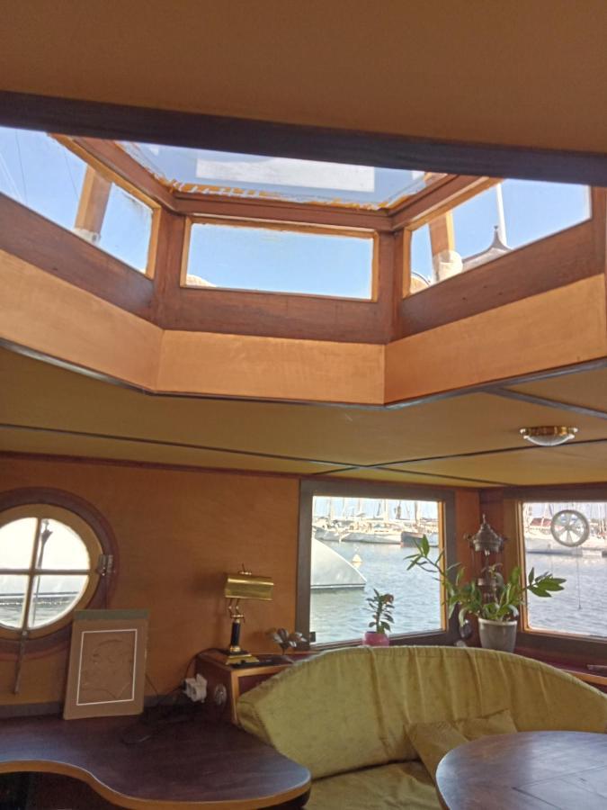 Hotel Bateau De Pirates à Gruissan Extérieur photo