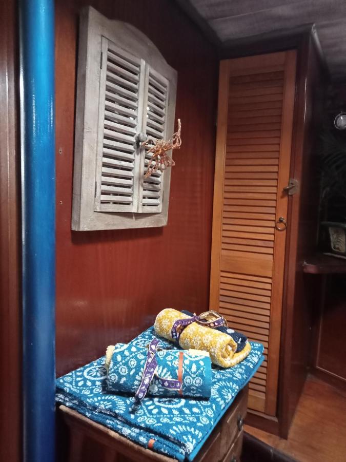Hotel Bateau De Pirates à Gruissan Extérieur photo